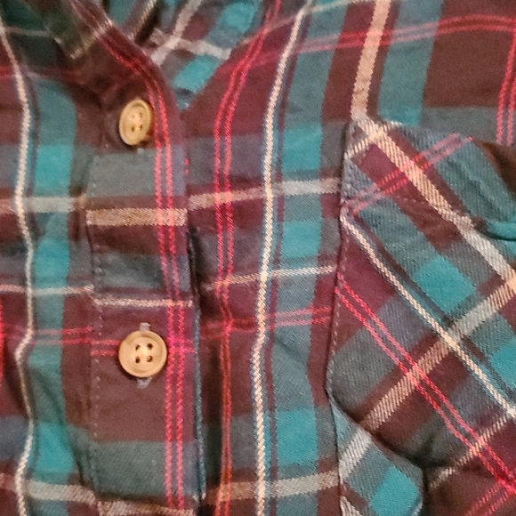 Tunic-style half-button plaid flannel - Picture 3 of 6